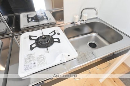 ザ・アーバンテラス高田馬場[1R/10.33m2]のキッチン2