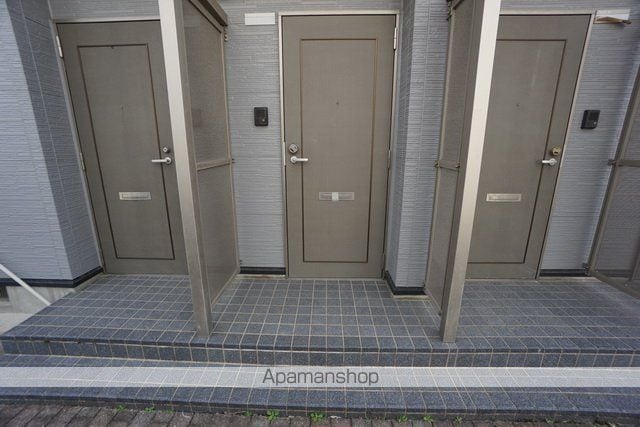 エクセルIIサツキの玄関写真