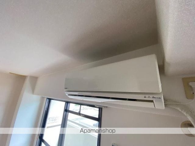 クレスト三条の内装写真
