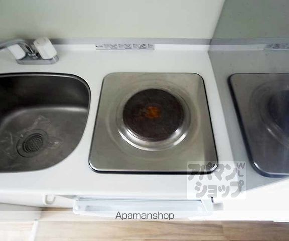 アクシルコート堀川今出川の内装写真