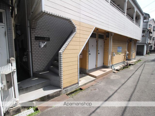 アーバンハイツ桜町の玄関写真
