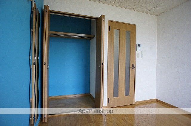 メゾン川夏の内装写真