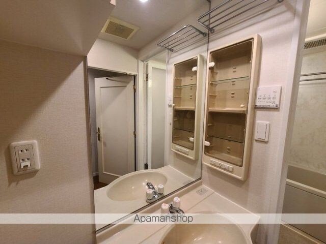 ユニーブル田町[1K/36.95m2]の洗面所1