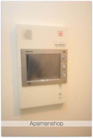 ESLEADOSAKA上本町GREASEの内装写真
