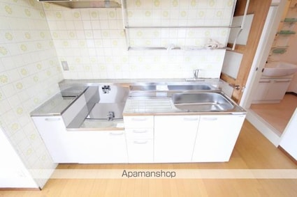 広瀬ロイヤルハイツ[3DK/64.05m2]のキッチン