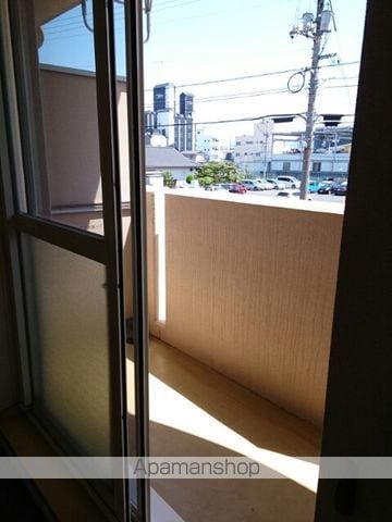 アヴィオン Aの内装写真