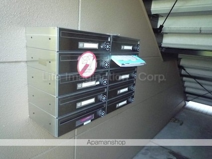 メゾンドラスリーズ[1K/26.25m2]の共用部3