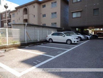 響水館[3LDK/75.36m2]の駐車場