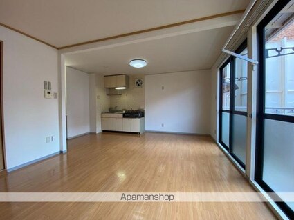 ウエストハイツ屋島[1LDK/45.95m2]の内装2