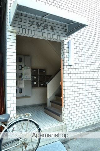 フジビルの外観写真