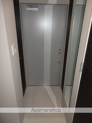 ＺＯＯＭ東新宿[1R/25.57m2]の玄関