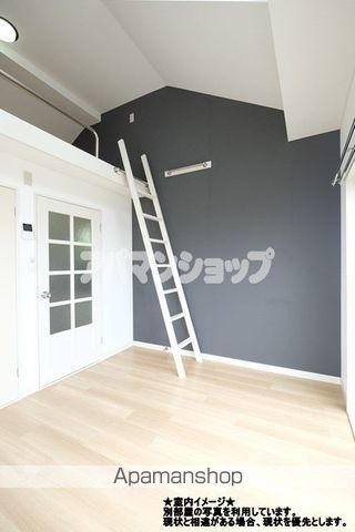 トレニアの内装写真