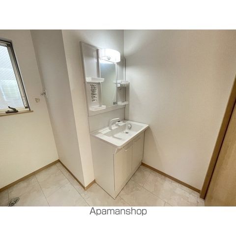 青梅市 2階建 築4年の内装写真