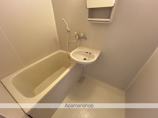 ハイツ岡本Iの内装写真