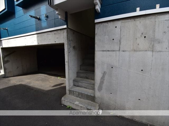 メイプルクラブの玄関写真