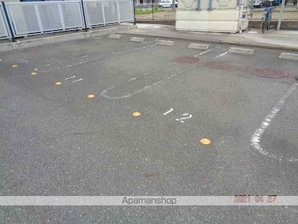 レオパレス幸[1K/20.81m2]の駐車場