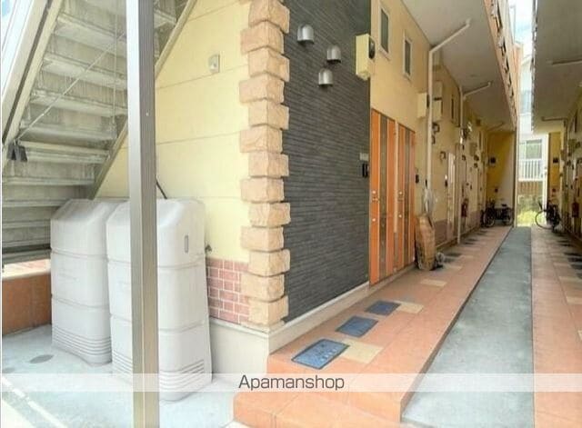 ユナイト根岸バルティアの杜の玄関写真