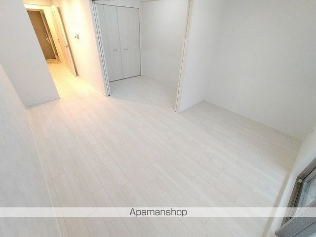 スプランディッド大阪EASTの内装写真