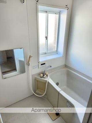 メゾンアベⅡ[2DK/48.44m2]のバス