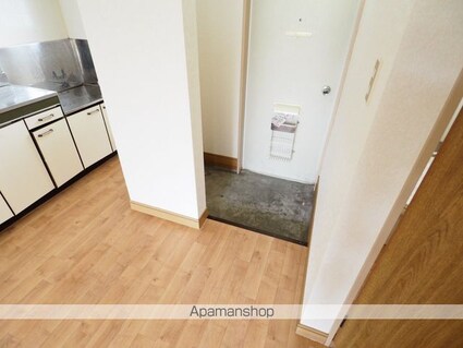 光ハイムＡ[2DK/40.72m2]の玄関