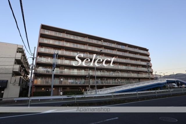 クリオ新杉田駅前
