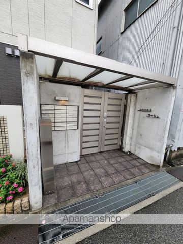 コートハウス アージュの玄関写真