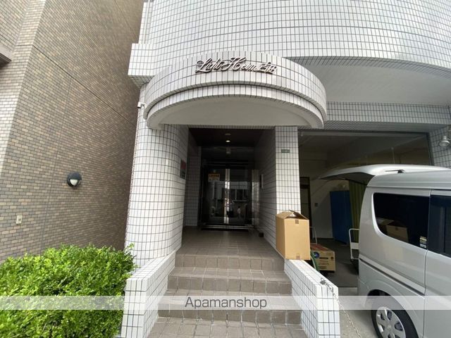 リヒトハイム吉田の玄関写真