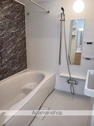 Ｗｅｓｔ　Ｒｉｖｅｒ　Ⅱ[1LDK/45.8m2]のバス