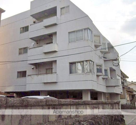 中村マンションの外観写真