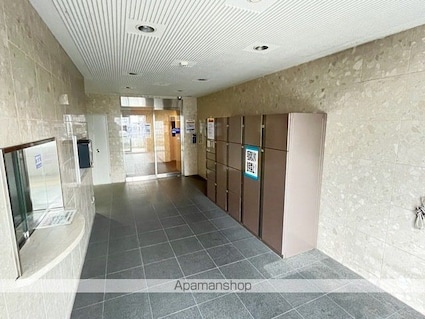 クレアトゥール２１[1K/27.28m2]のエントランス3