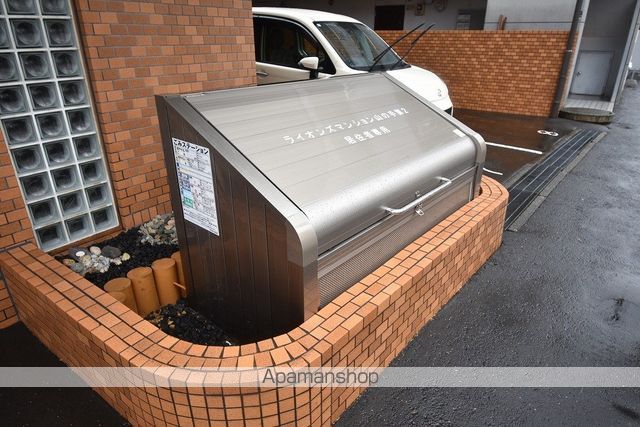 ライオンズマンション山の手第2の内装写真