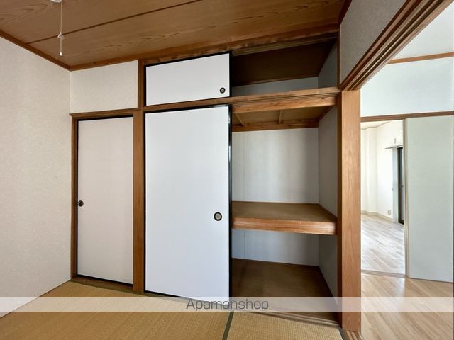 マンション東の内装写真