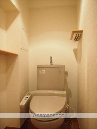 ルーブル早稲田[1K/18.08m2]のトイレ