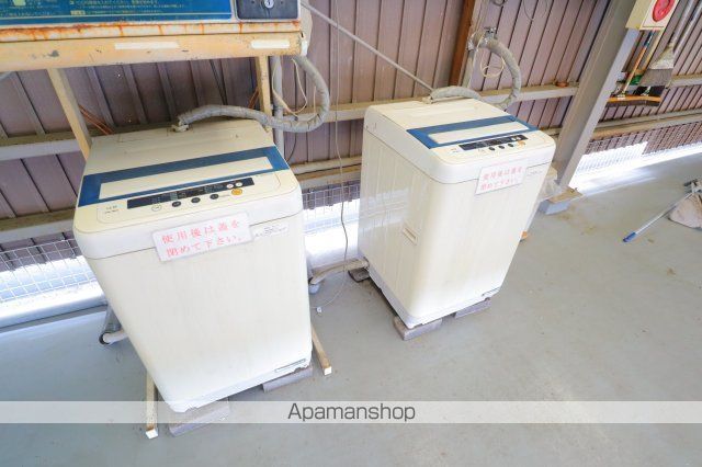 諏訪東生駒ビルの内装写真