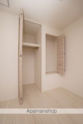 マーメゾン新福[2LDK/58.25m2]の収納