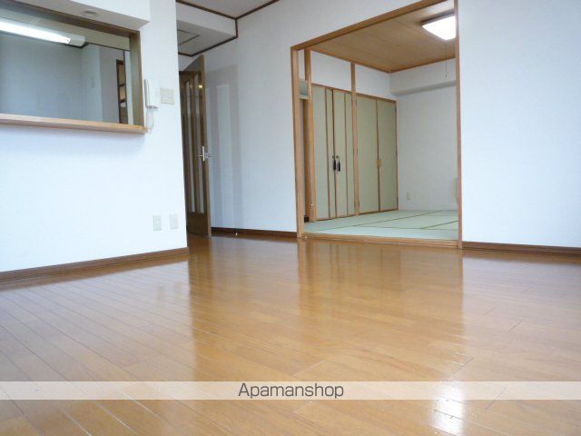 ロイトン山鼻の内装写真