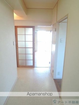 友岡マンション[2LDK/58.32m2]の内装1
