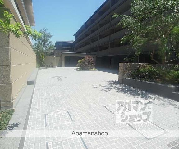 ザ・パークハウス京都鴨川御所東の外観写真