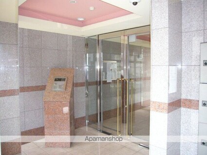 レジデンス[1K/28.64m2]のエントランス