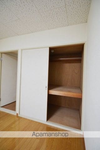 ニューメゾン近藤の内装写真