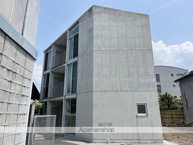 東海道本線 彦根駅 徒歩6分 3階建 築12年の外観写真