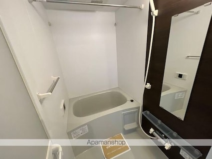 福島県福島市本内字南原[1R/27.56m2]のバス