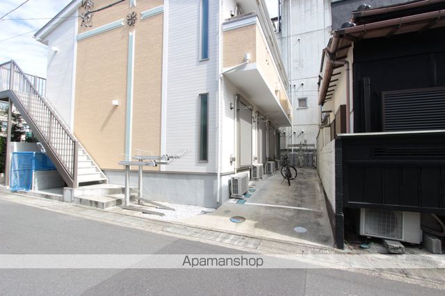 パストラル南鴨宮の玄関写真