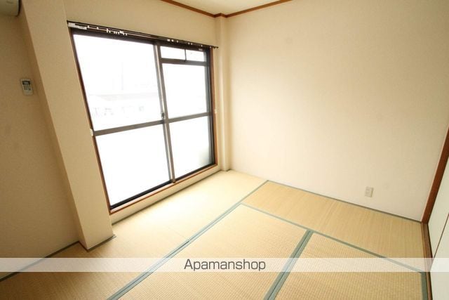 矢内ハイツ服部の内装写真