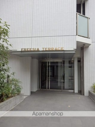 ＦＲＥＥＳＩＡ　ＴＥＲＲＡＣＥ（フリージアテラス）[1LDK/40.38m2]のエントランス2