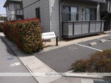 ディアスかすみＡ棟Ｂ棟[2K/46.79m2]の駐車場