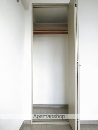 東京都世田谷区代田４丁目[1K/25.15m2]の収納