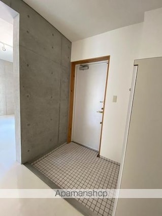 Ｒｉｎｃｈｎａｒｎｏ[2LDK/77.07m2]の玄関