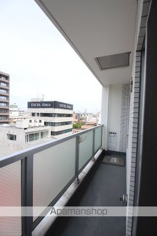 アストリア大通の内装写真