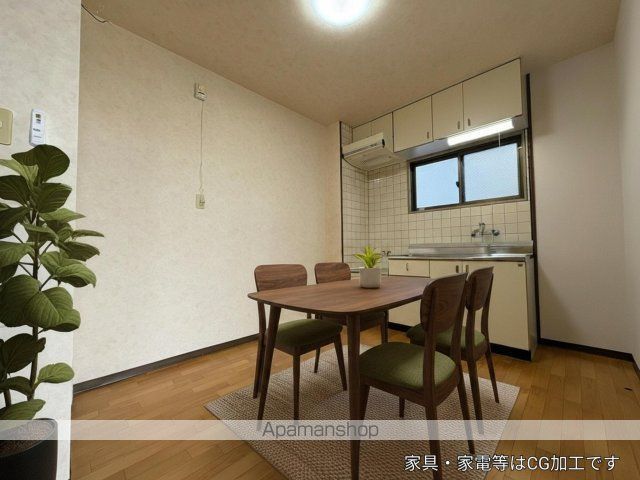シャトル未来の内装写真